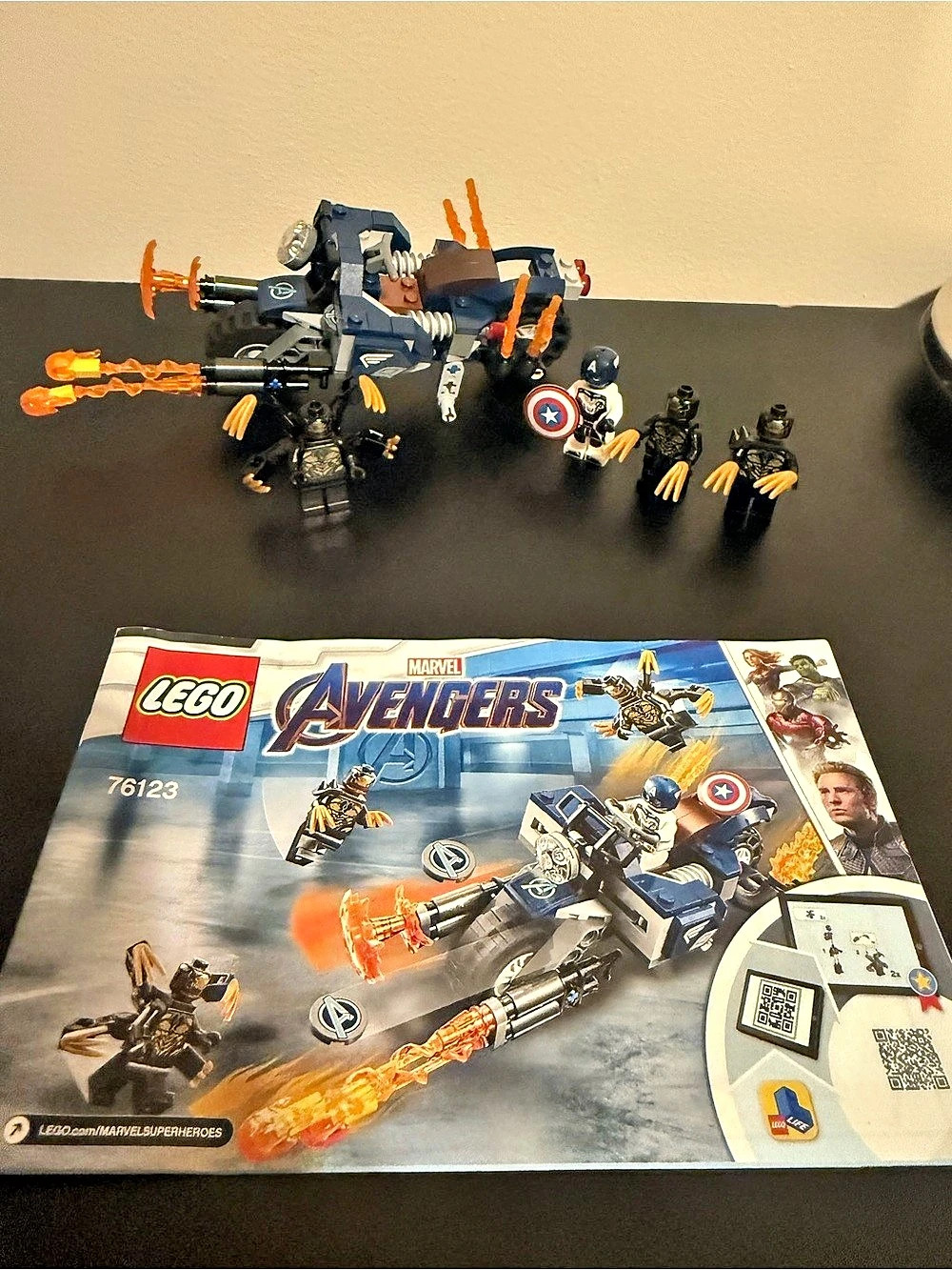 LEGO Super Heroes: Captain America: Outriders Attack (76123) 2019 RETIRED